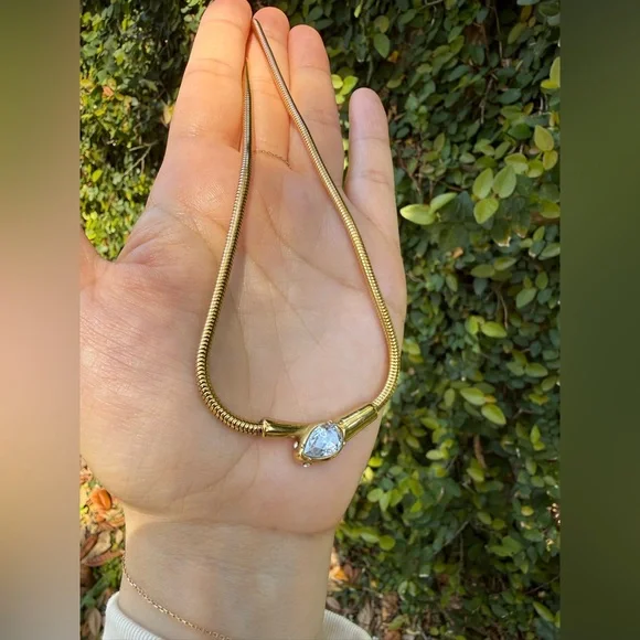 Serpenti Gold Teardrop Pendant Necklace with Clear Stone
Stainless Steel - Picture 3 of 5